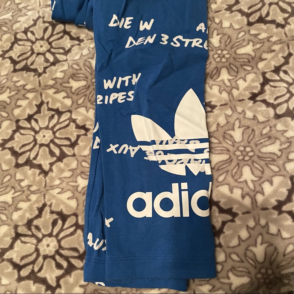 •ADIDAS• - Picture 10 of 11